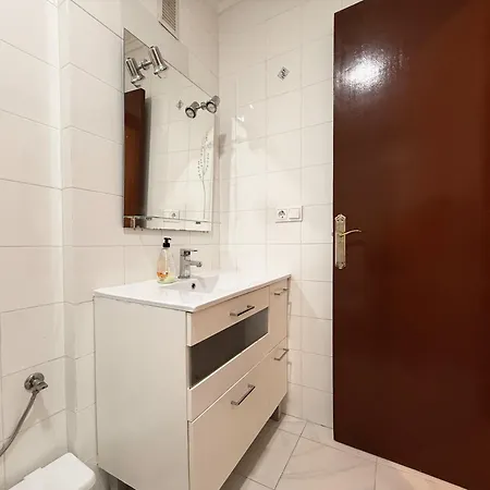 Apartamento Cozy 1 Bedroom In The Center Of Close To The Del Cura *
